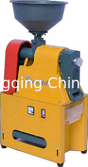 Milho pequeno Mini Electric Rice Mill da máquina de trituração 2800rpm do arroz 60KG 80-120kg/H